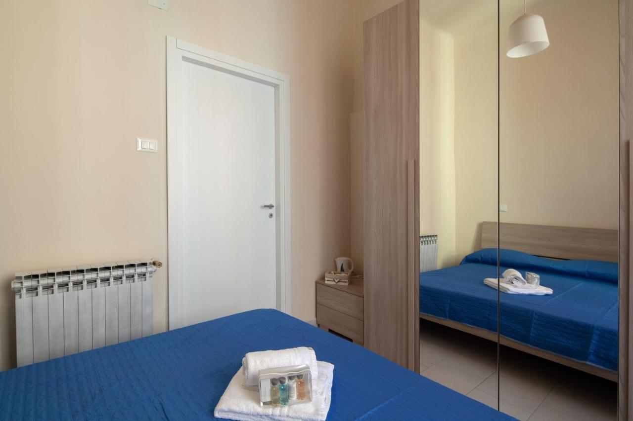 Rent Rooms La Spezia Exterior photo